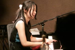 《Yoko Suzuki Trio》