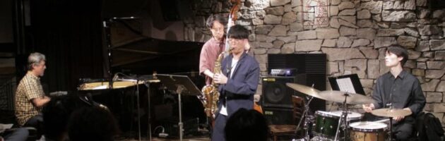 綺麗な音色のアルト奏者が3日間そして今夜も…私も若返るような気持ちになり嬉しい