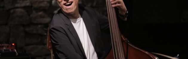 《Kengo Nakamura Trio》