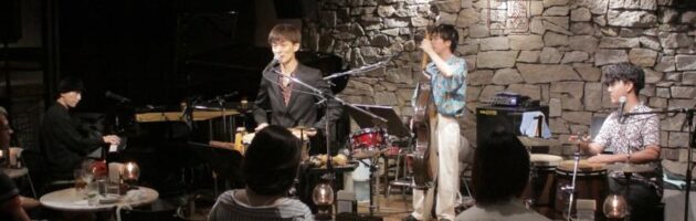 若い新メンバー&二人のパーカッション…で陽気な音楽がさらに盛り上がった夜