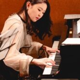 《鞍智彩音リーダートリオ》