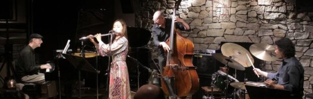 当店10年ぶりの出演者を交えて美しいフルートの音色が店内を満たした夜