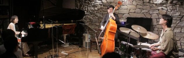 ツアーを通じて育まれた三人の完成度の高い音楽性豊かな新たな世界を堪能したレコ発ライブ