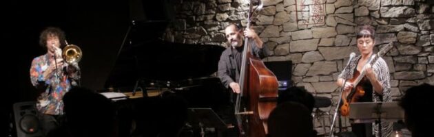 久々の BS Special は自然体の綺麗な弾き語りと素晴らしい演奏でほぼ満席の店内