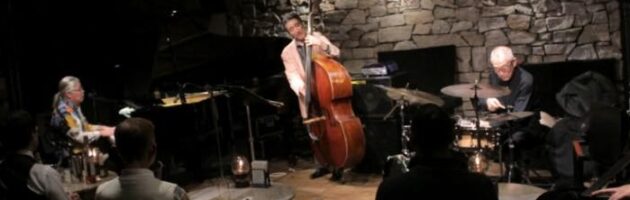 思わぬシットイン参加もあったよくスウィングするいつものジャジーなステージ