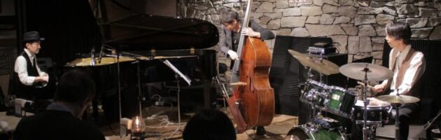 リラックスして｢福田ワールド｣をファンとともに楽しんだ秋の終わりの日曜の午後