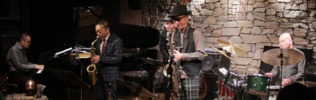 年1~2回の希少な聴き応えあるライブに多忙の中いらしたお客さま大満足の演奏ステージ