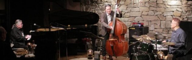 いつものトリオが久しぶりに｢新人｣が参加してとても新鮮だったトリオサウンド