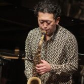 《宮里陽太クァルテット》