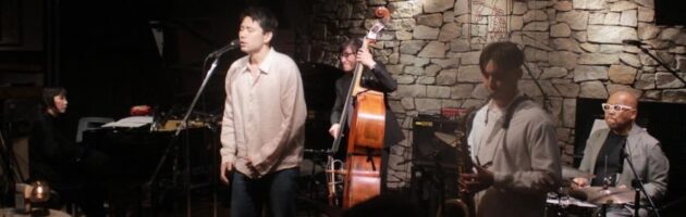 期待の新人男性シンガーのリリースが楽しみなライブ録音ステージ