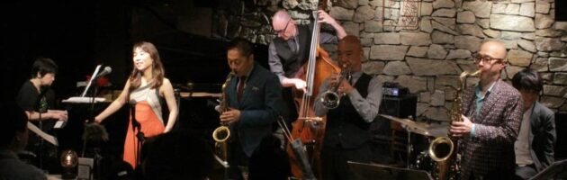 豪華メンバーのメロディアスなお馴染み曲を一緒に楽しんだ日曜の昼下がり